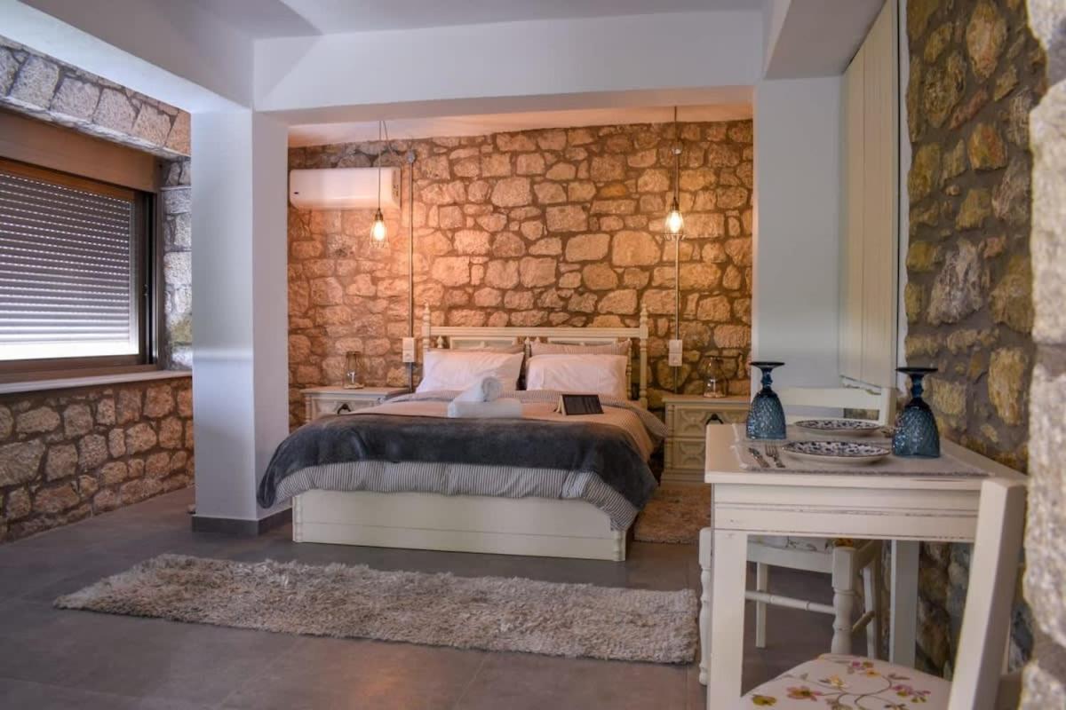 فيلا Coastal Stone Hideaway With Stunning Scenery Kitriaí المظهر الخارجي الصورة